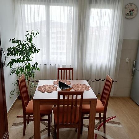 Apartman Lena Arandelovac Buitenkant foto