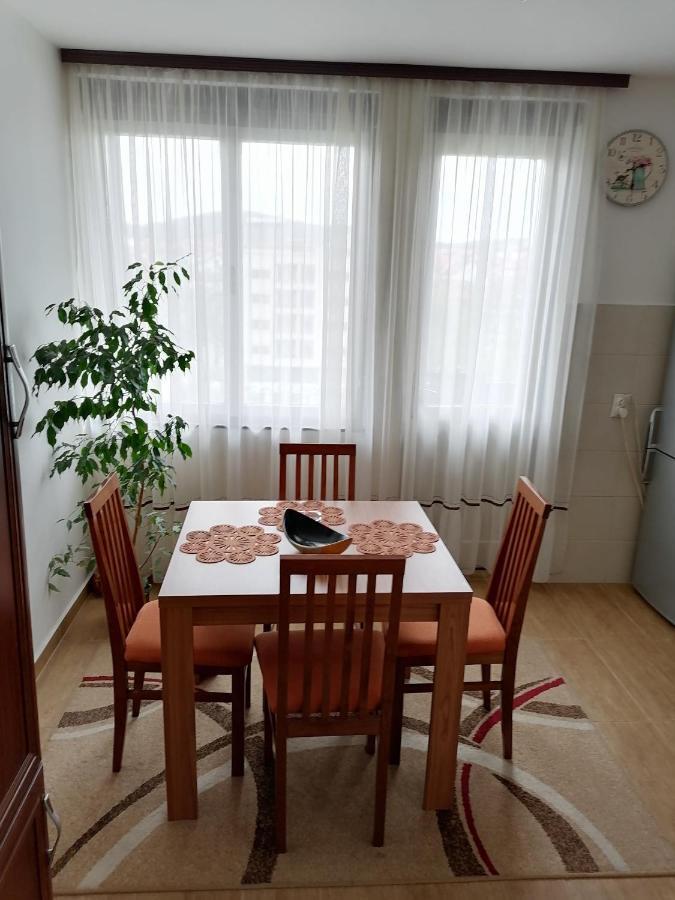 Apartman Lena Arandelovac Buitenkant foto