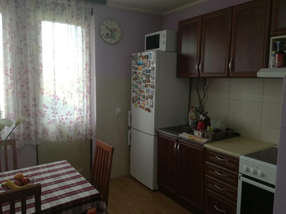 Apartman Lena Arandelovac Buitenkant foto